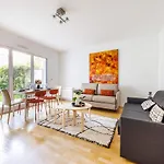 Quiet - 1br-6p -